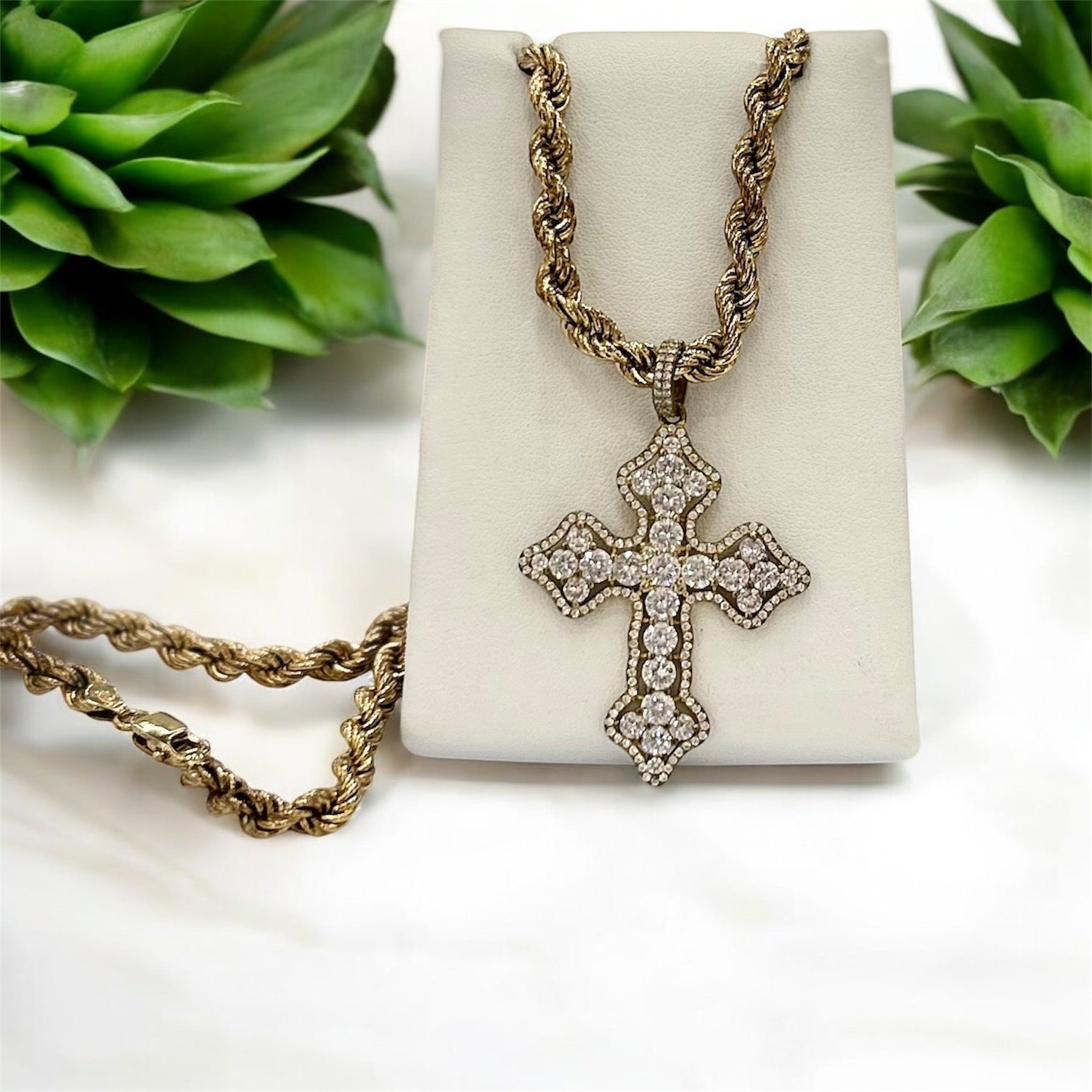 Classica collana con croce in argento 925 | Disponibile! | Northern Jewelry Classica collana con croce in argento 925 | Disponibile! | Northern Jewelry