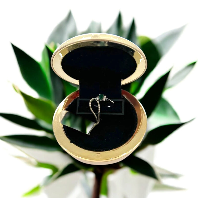Anello con Smeraldo Verde in Oro 18 kt - 1,1 gr.