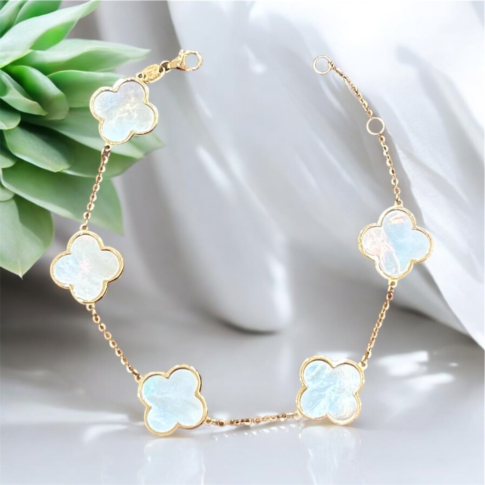 Bracciale in oro quadrifoglio- Oro18kt*