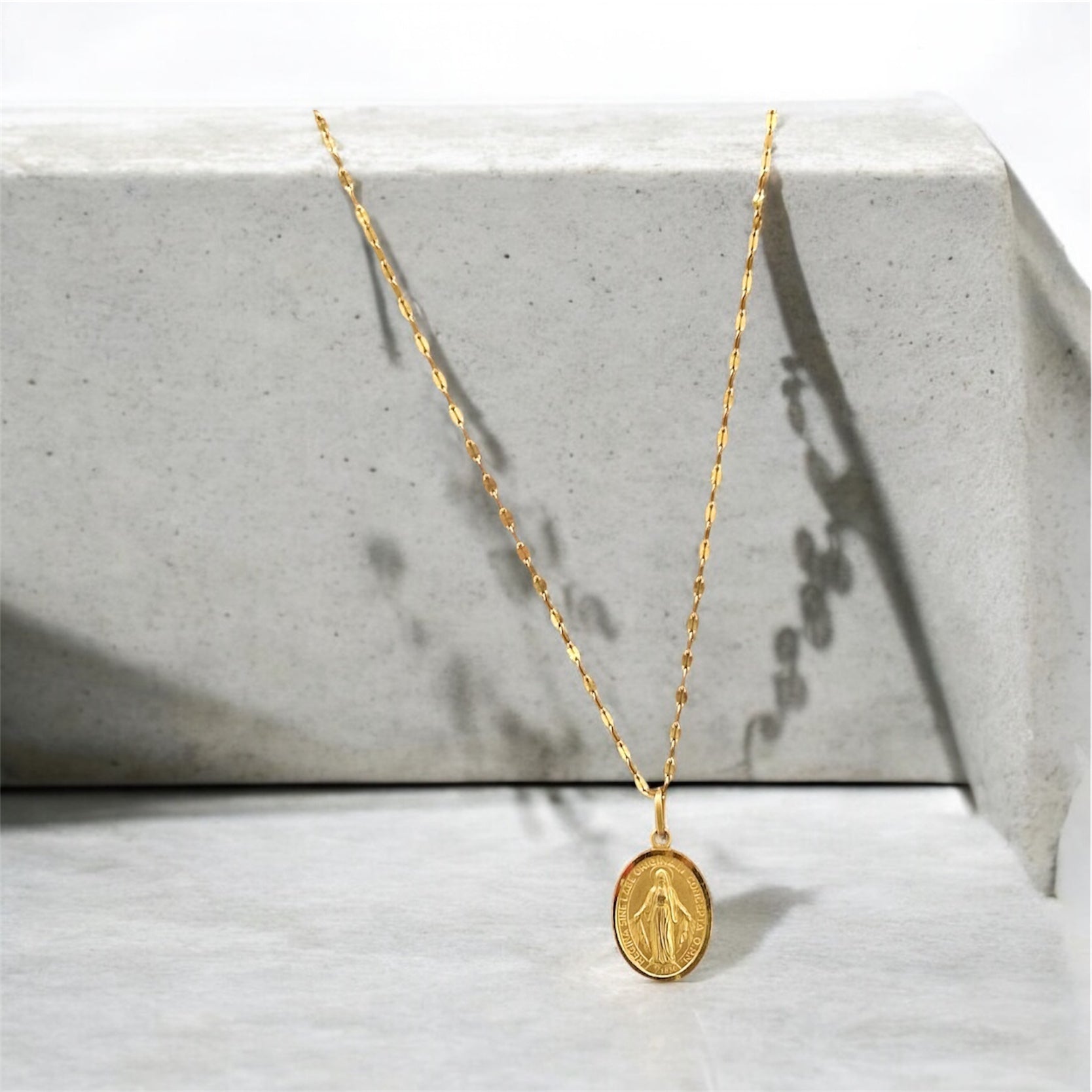 Collana in oro medaglia miracolosa - Oro18kt