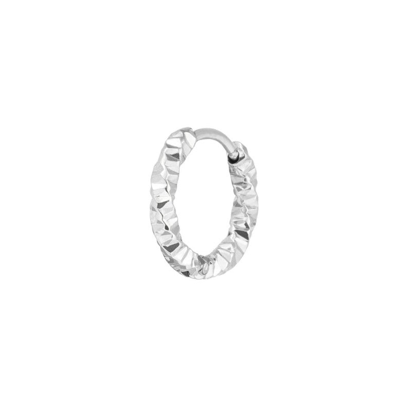 MARLU- Orecchino a cerchio ritorto 1,5 cm trama diamantata
