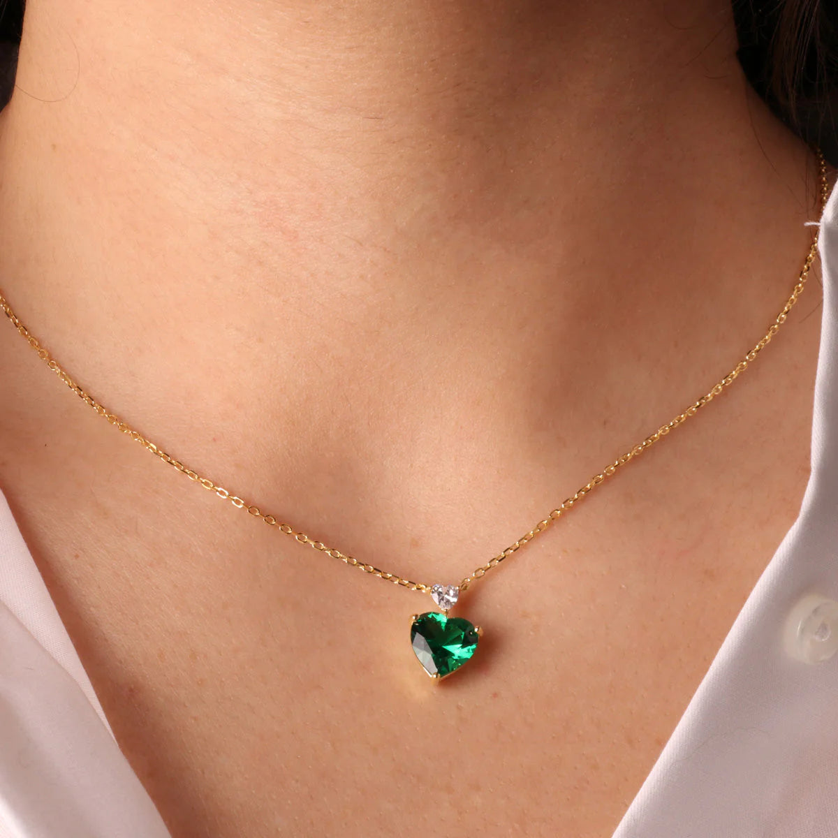 BY SIMON - Collana in Argento 925 con zircone a forma di cuore verde