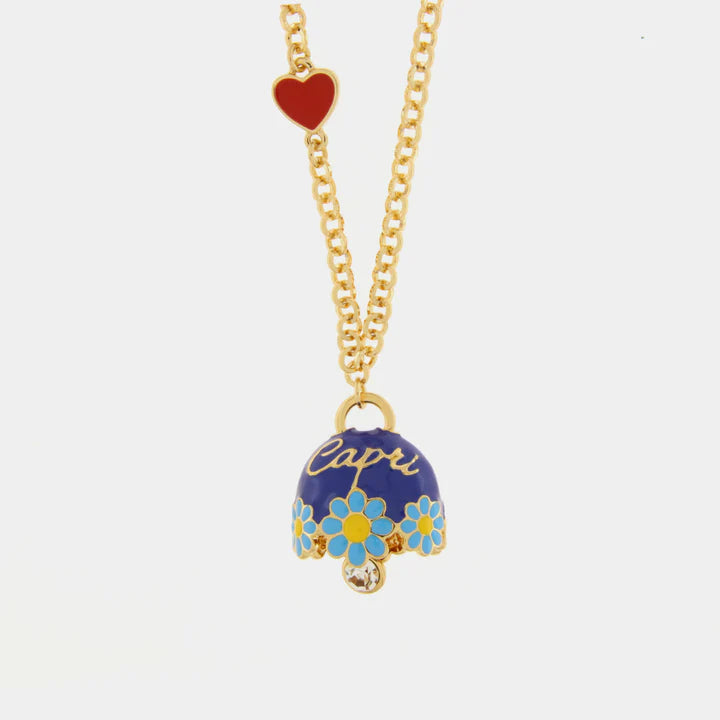 BY SIMON - Collana in Metallo con campanella blu impreziosita da margherite e scritta capri